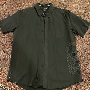 Quicksilver casual short sleeve button down L